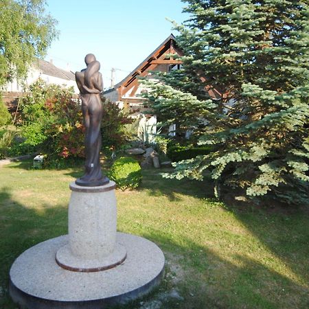 Les Insolites Du Grand Logis Marchais  Екстериор снимка